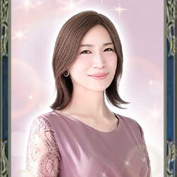 電話占いウィル,宇迦之エマ先生